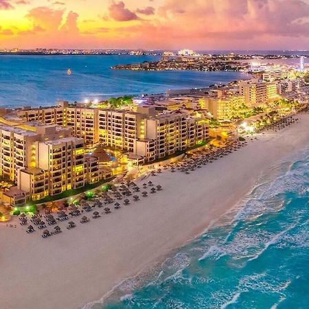 Oceanfront Condo Bm By Andiani Cancun Ngoại thất bức ảnh